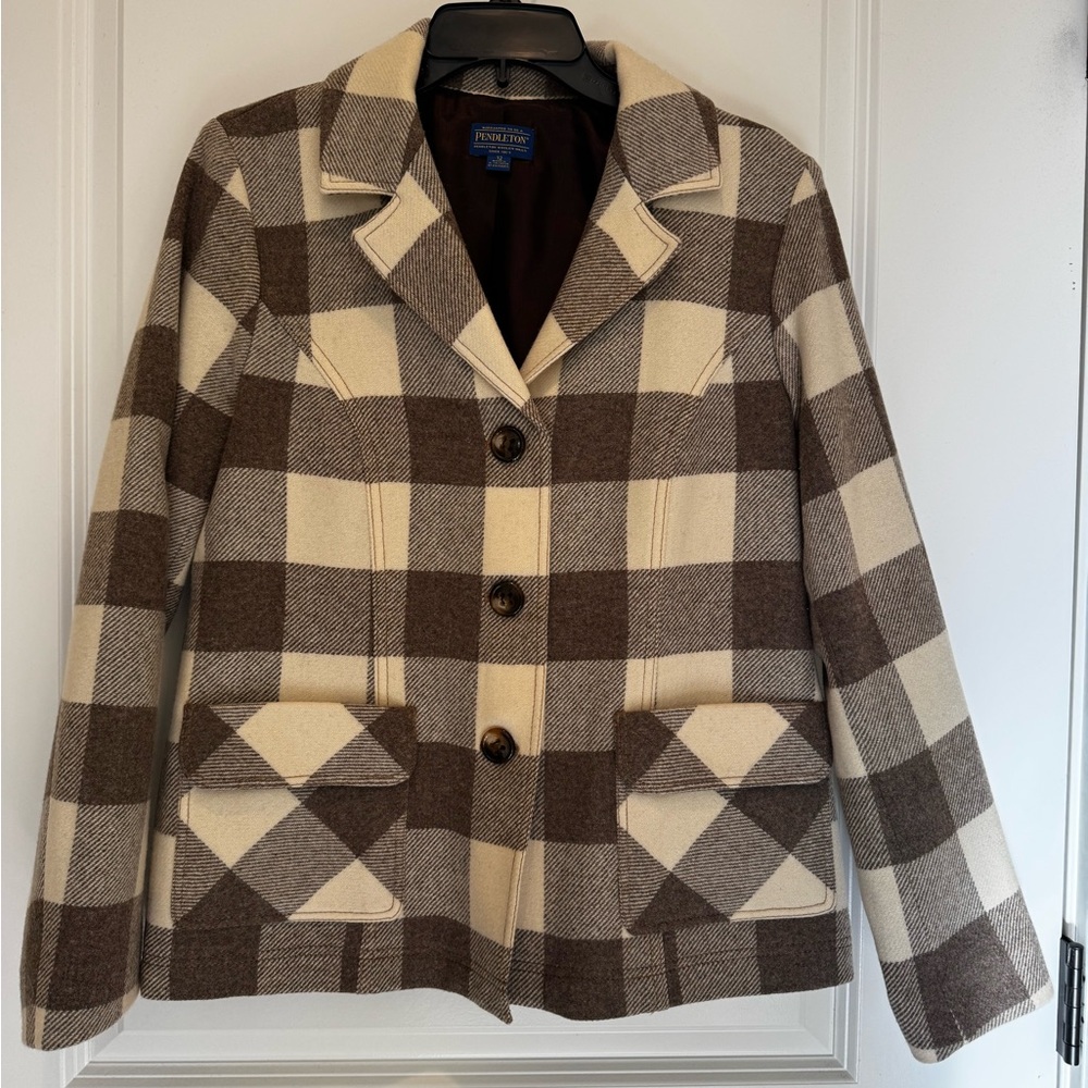 Pendleton Checkered Blazer in Brown and Cream